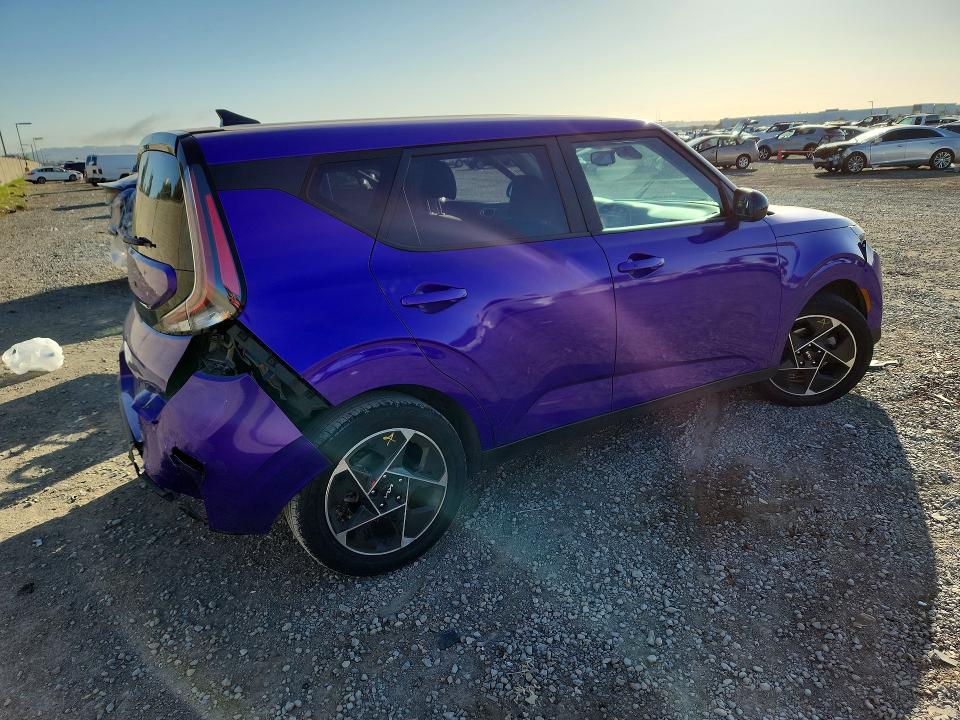 Photo 3 from auction – 2023 KIA SOUL with VIN KNDJ33AU2P7855251