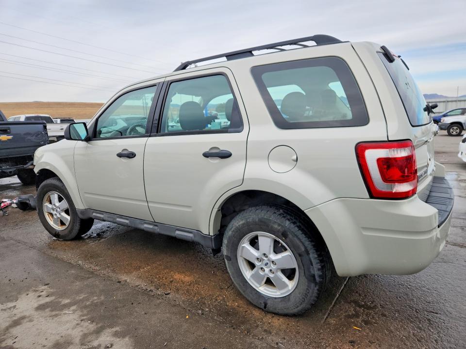 Foto 2 de la subasta – 2009 FORD ESCAPE con VIN 1FMCU02749KB29920