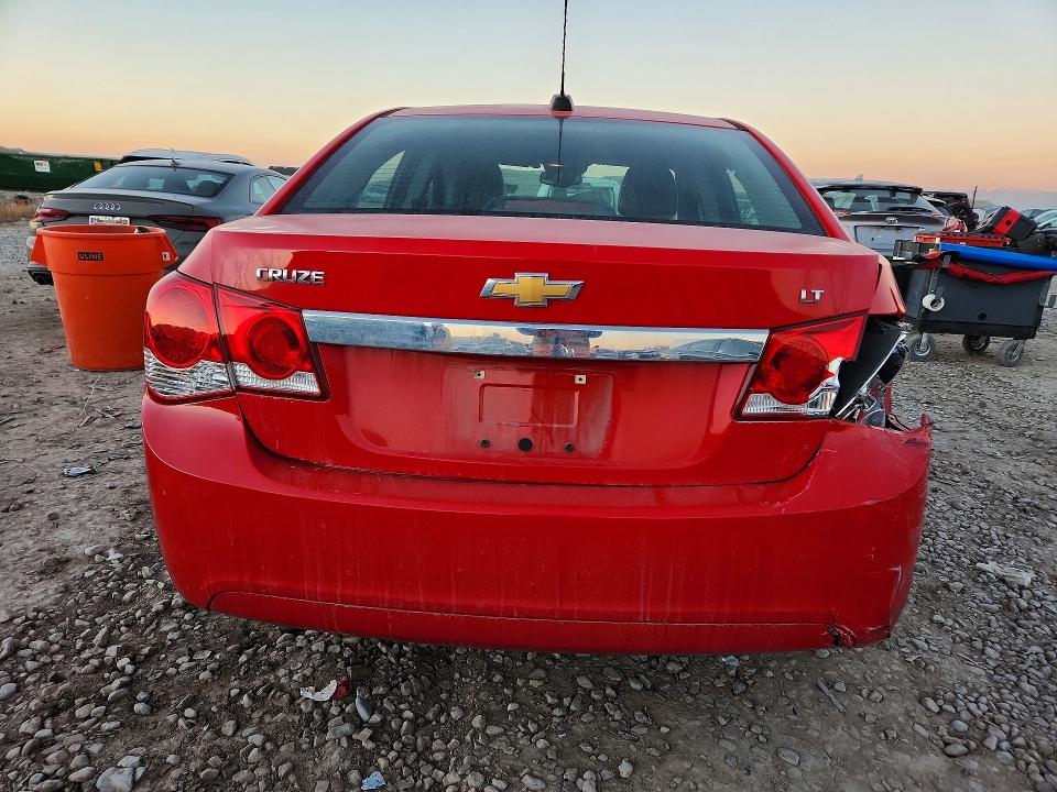 Photo 6 from auction – 2015 CHEVROLET CRUZE with VIN 1G1PE5SB2F7283568
