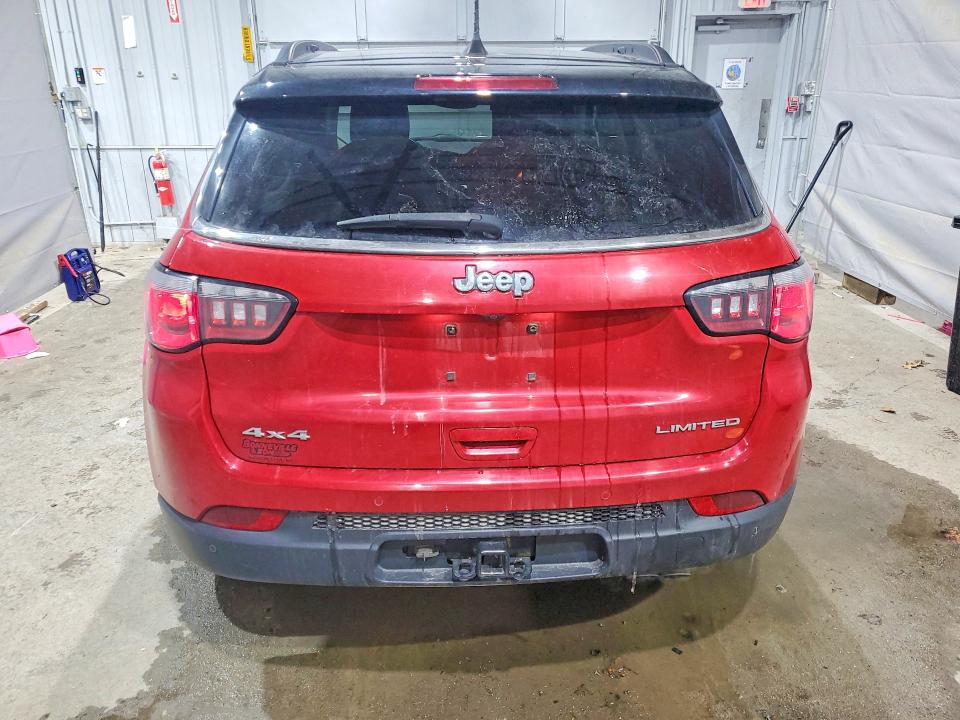 Photo 6 from auction – 2018 JEEP COMPASS with VIN 3C4NJDCB6JT116489