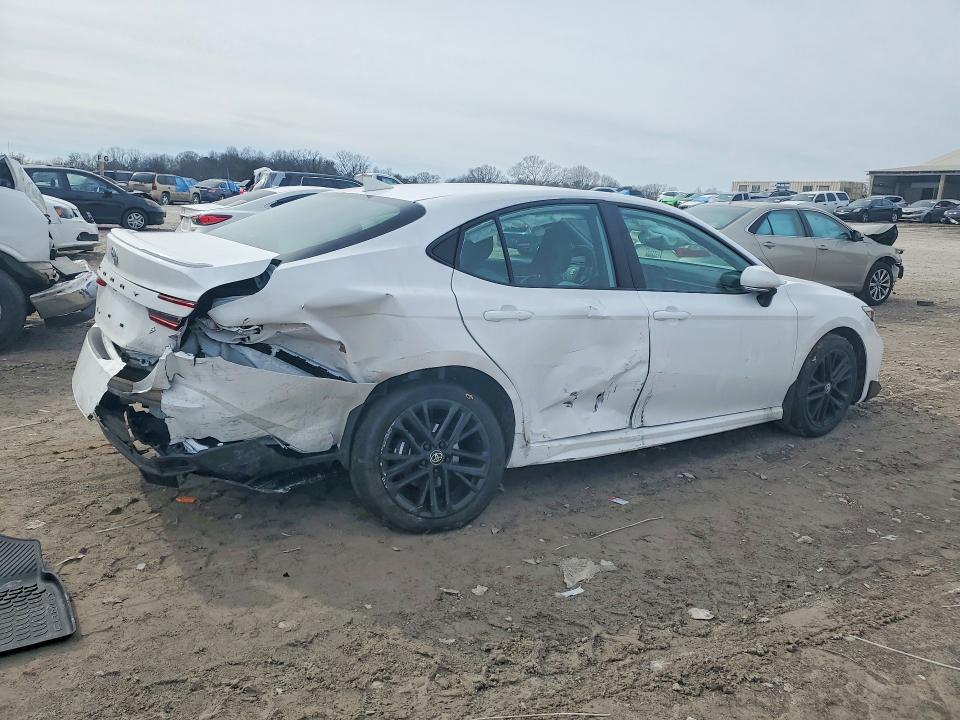 Photo 3 from auction – 2026 TOYOTA CAMRY with VIN 4T1DAACK0TU685871