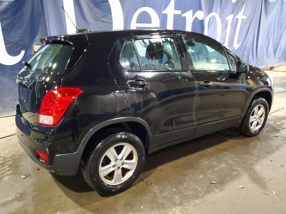 Photo 3 from auction – 2017 CHEVROLET TRAX LS with VIN 3GNCJNSB1HL183551