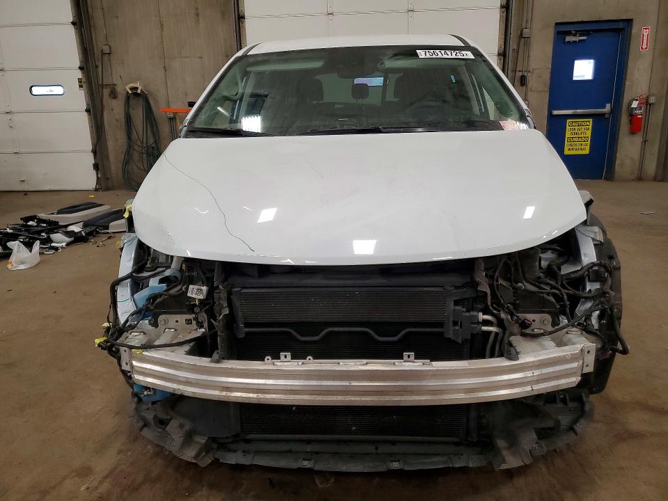 Zdjęcie 5 z aukcji – 2023 CHRYSLER VOYAGER z VIN 2C4RC1CG7PR525084