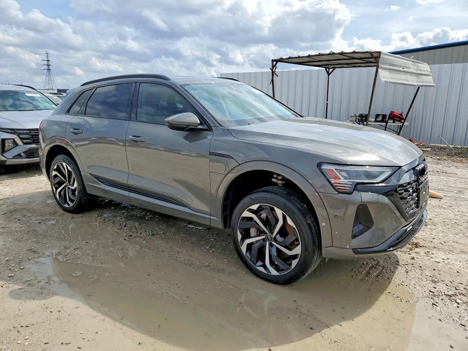 Photo 4 from auction – 2024 AUDI Q8 E-TRON with VIN WA16ABGE3RB052755