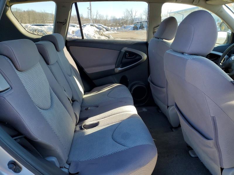 Photo 11 from auction – 2007 TOYOTA RAV4 with VIN JTMBD33V976043930