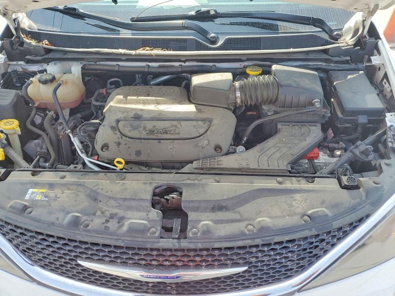 Photo 12 from auction – 2020 CHRYSLER VOYAGER with VIN 2C4RC1DG2LR268361