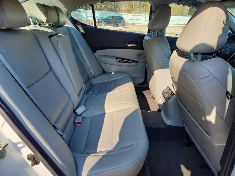 Photo 10 from auction – 2015 ACURA TLX with VIN 19UUB1F59FA004539