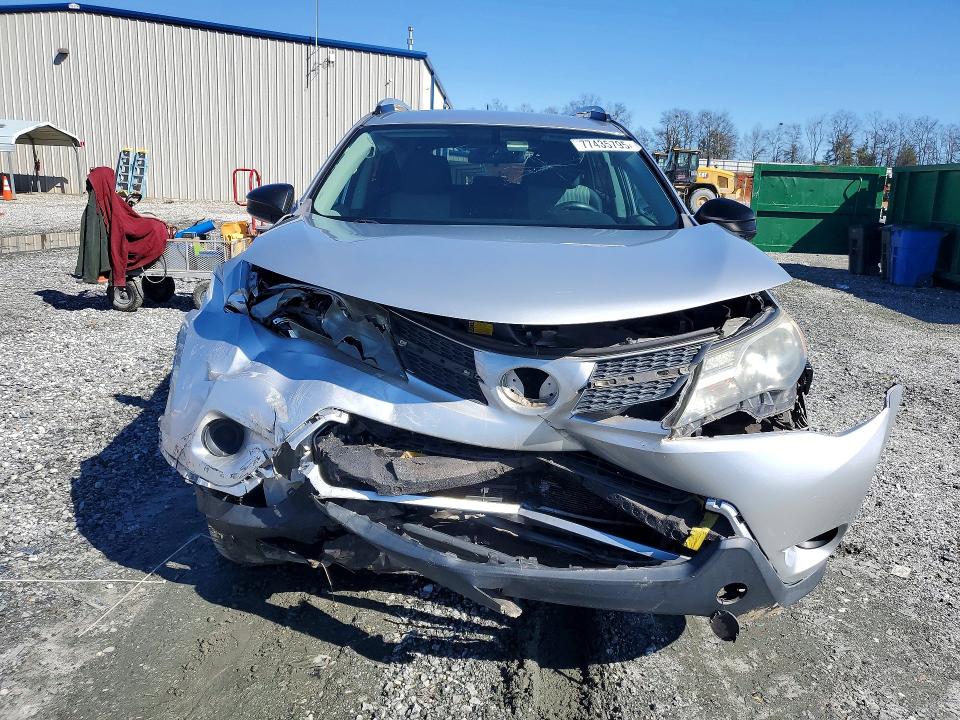 Photo 5 from auction – 2013 TOYOTA RAV4 with VIN 2T3ZFREV6DW017353