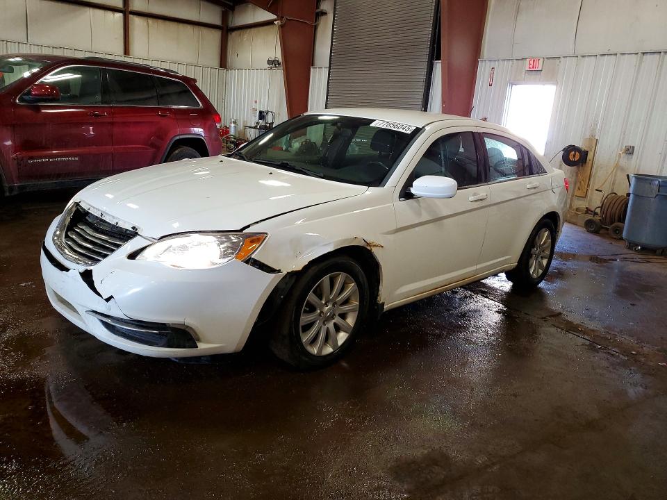CHRYSLER 200 2012 with VIN 1C3CCBBB4CN125402 - Photo from auction
