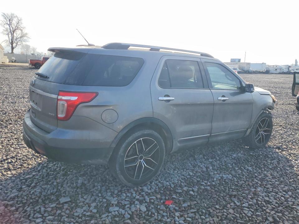 Photo 3 from auction – 2012 FORD EXPLORER with VIN 1FMHK8D81CGB02068