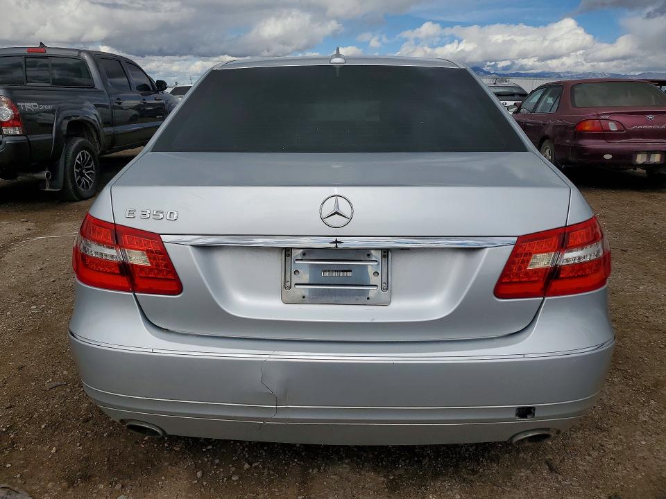 Photo 6 from auction – 2011 MERCEDES-BENZ E with VIN WDDHF5GB4BA319331