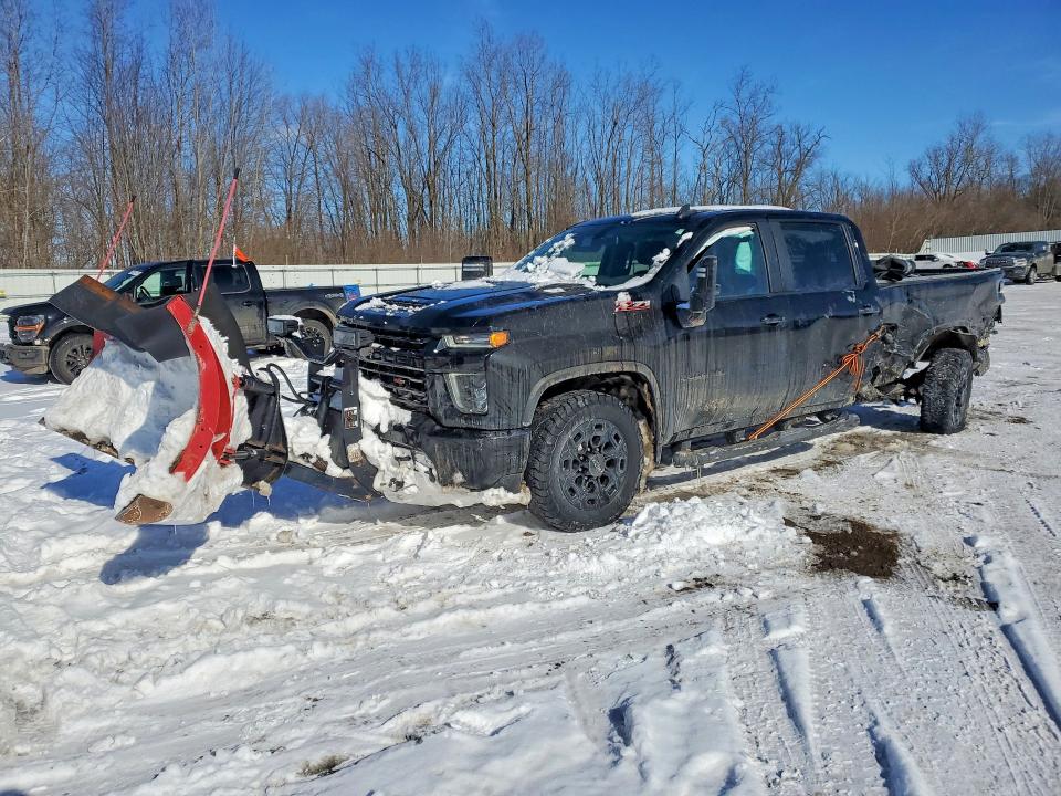 CHEVROLET SILVERADO 2022 with VIN 1GC4YNE72NF270459 - Photo from auction