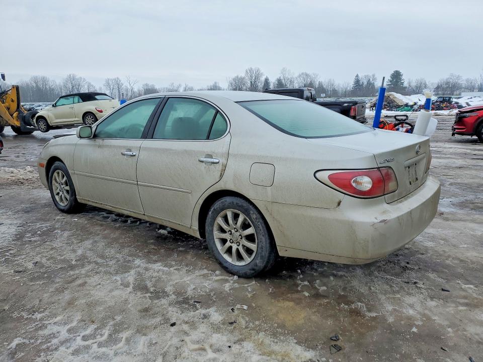 Photo 2 from auction – 2002 LEXUS ES with VIN JTHBF30G225006294
