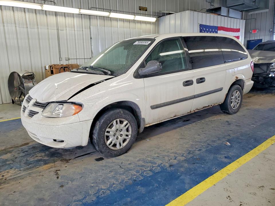DODGE GRAND CARAVAN 2007 with VIN 1D4GP24E27B182054 - Photo from auction