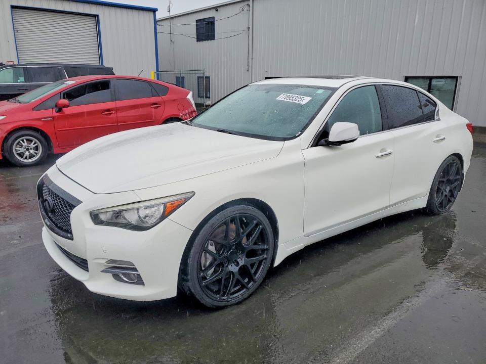 Photo 1 from auction – 2017 INFINITI Q50 with VIN JN1CV7AP0HM640154