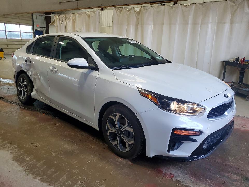 Photo 4 from auction – 2021 KIA FORTE FE with VIN 3KPF24AD4ME326538