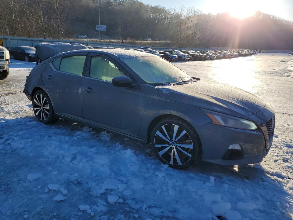 Photo 4 from auction – 2020 NISSAN ALTIMA with VIN 1N4BL4CV7LC129389