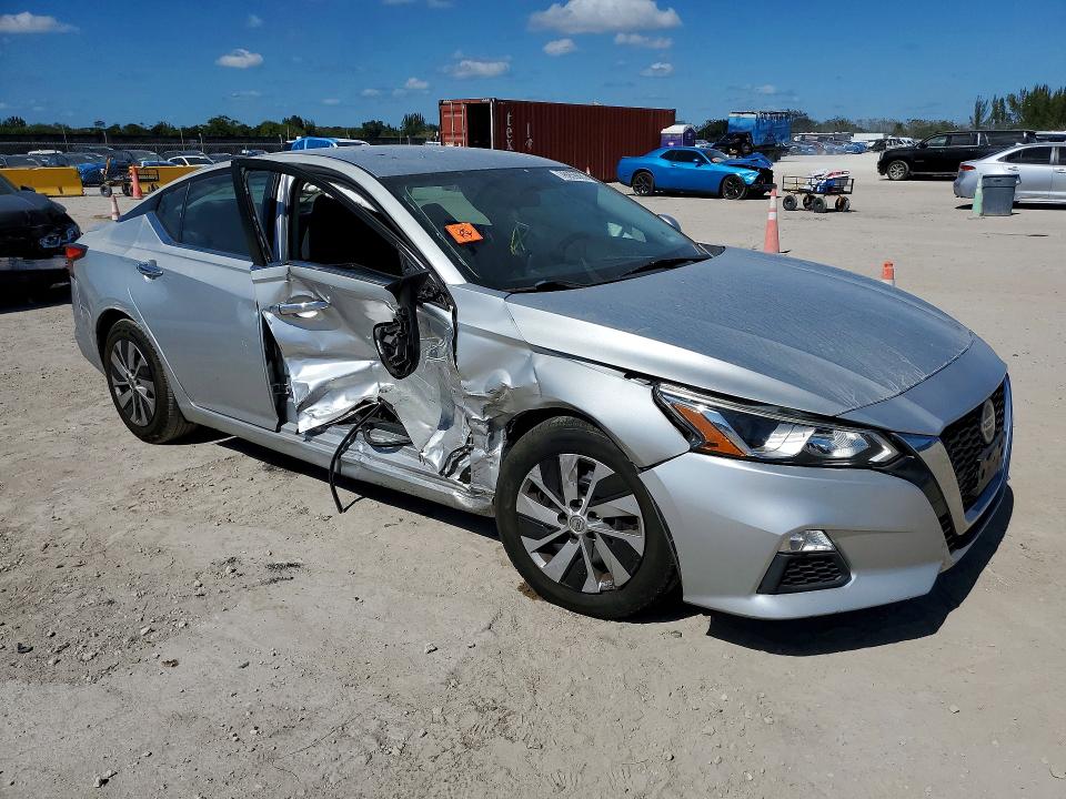 Foto 4 de la subasta – 2020 NISS ALTIMA con VIN 1N4BL4BV5LC154826