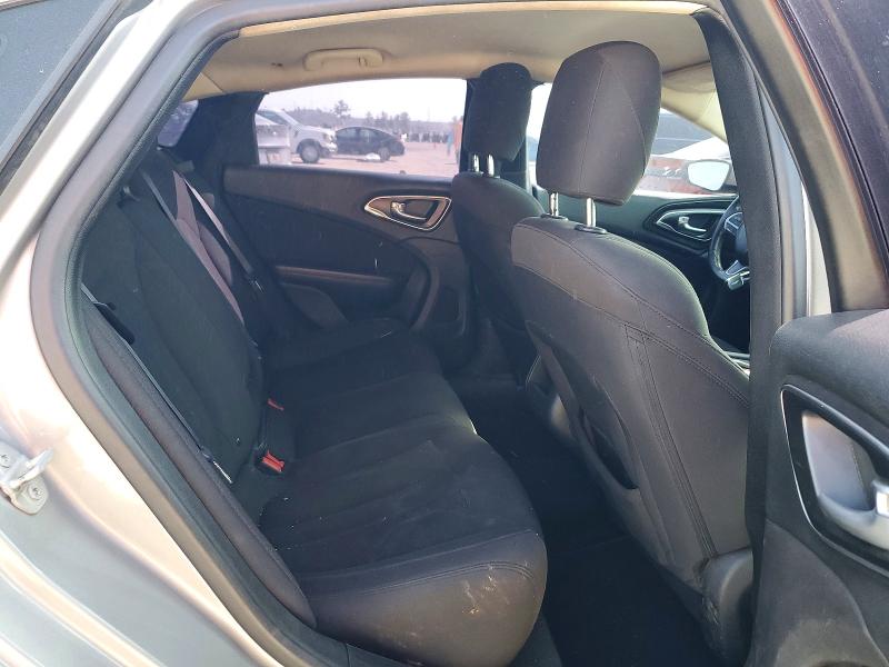 Photo 10 from auction – 2015 CHRYSLER 200 with VIN 1C3CCCAB4FN743783