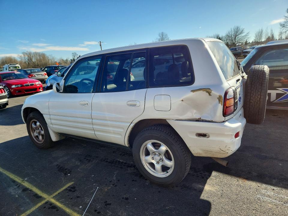 Photo 2 from auction – 1999 TOYOTA RAV4 with VIN JT3GP10V0X7052486
