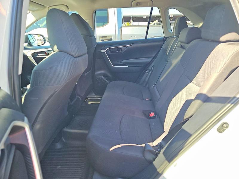 Photo 6 from auction – 2021 TOYOTA RAV4 LE with VIN 2T3H1RFV5MC093222