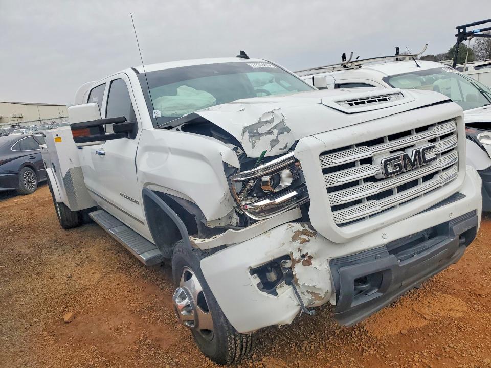 Photo 4 from auction – 2019 GMC SIERRA K35 with VIN 1GT42WEY8KF271448