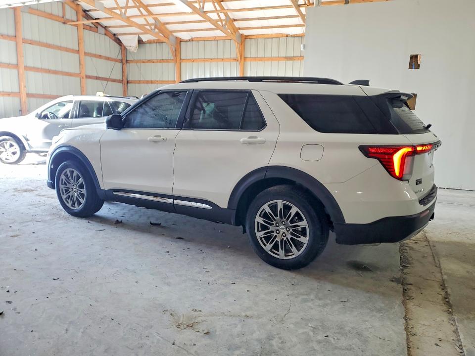 Photo 2 from auction – 2025 FORD EXPLORER with VIN 1FMUK8DH4SGA24365