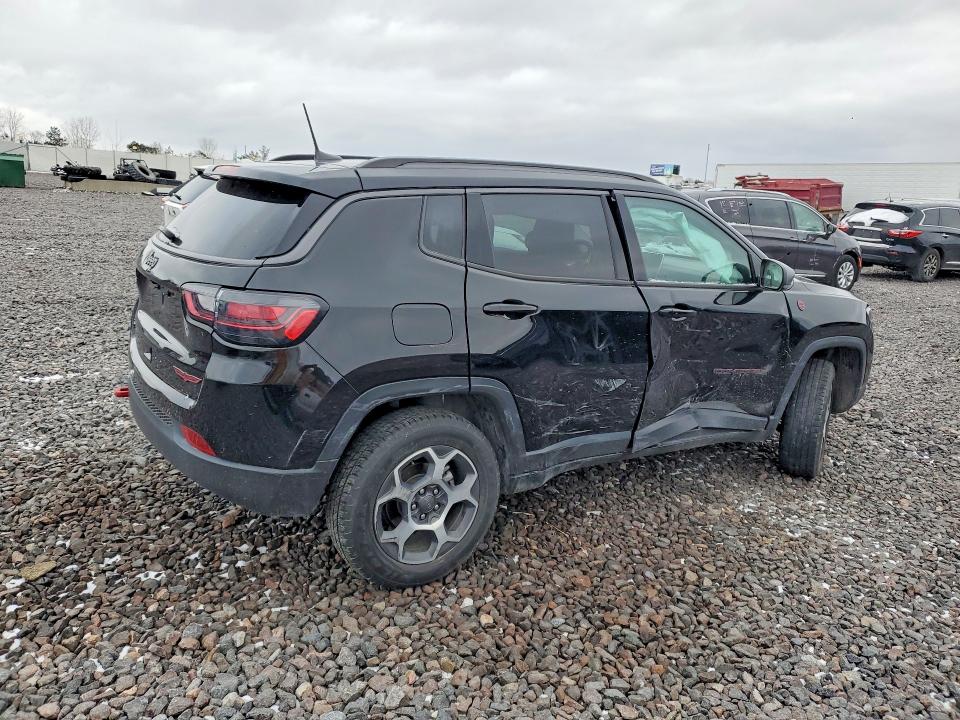 Photo 3 from auction – 2022 JEEP COMPASS with VIN 3C4NJDDB3NT168795