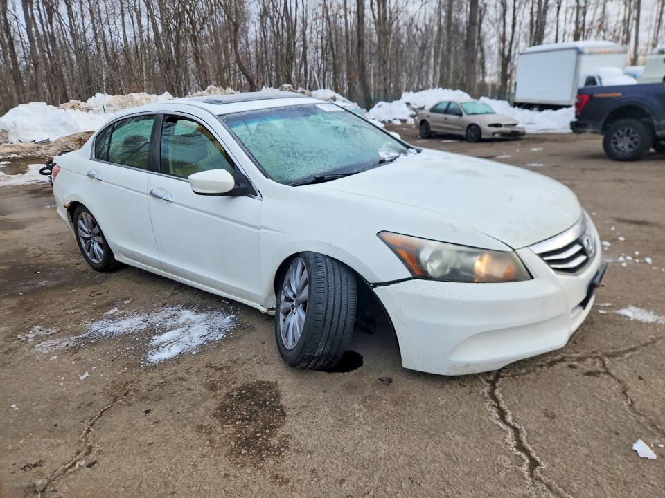 Photo 4 from auction – 2011 HONDA ACCORD with VIN 1HGCP2F81BA018572