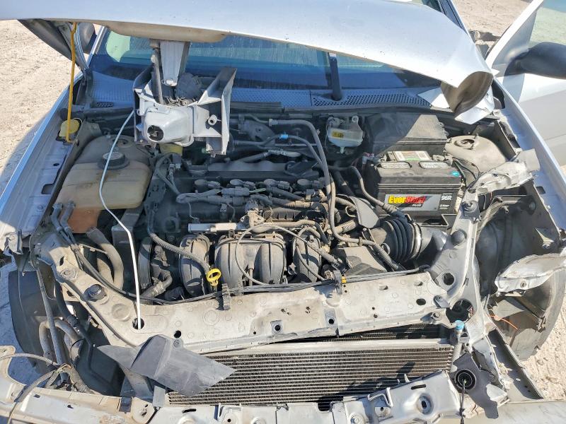 Photo 11 from auction – 2005 FORD FOCUS with VIN 3FAFP31N55R161197