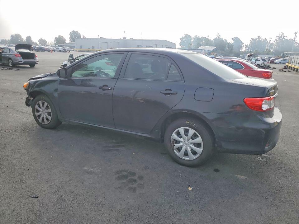 Photo 2 from auction – 2012 TOYOTA COROLLA with VIN 5YFBU4EE1CP037321