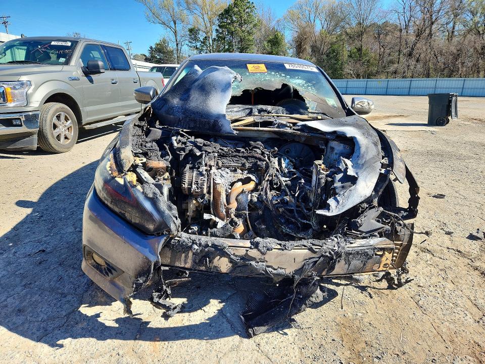 Photo 5 from auction – 2018 NISSAN ALTIMA with VIN 1N4AL3AP9JC207372