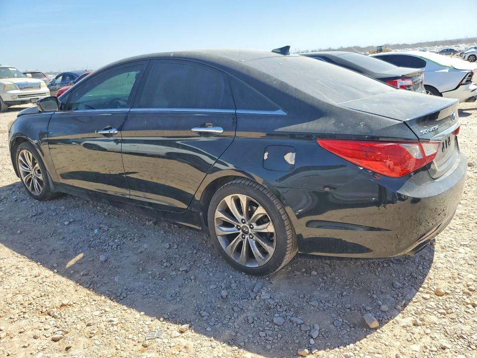 Photo 2 from auction – 2012 HYUNDAI SONATA with VIN 5NPEC4AB6CH441854