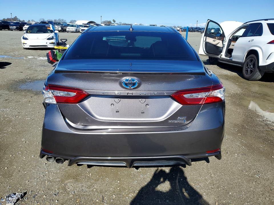Photo 6 from auction – 2020 TOYOTA CAMRY with VIN 4T1J31AK5LU531902