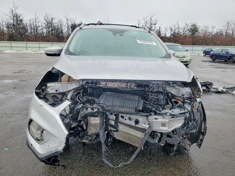 Photo 5 from auction – 2017 FORD ESCAPE with VIN 1FMCU9J99HUA07032