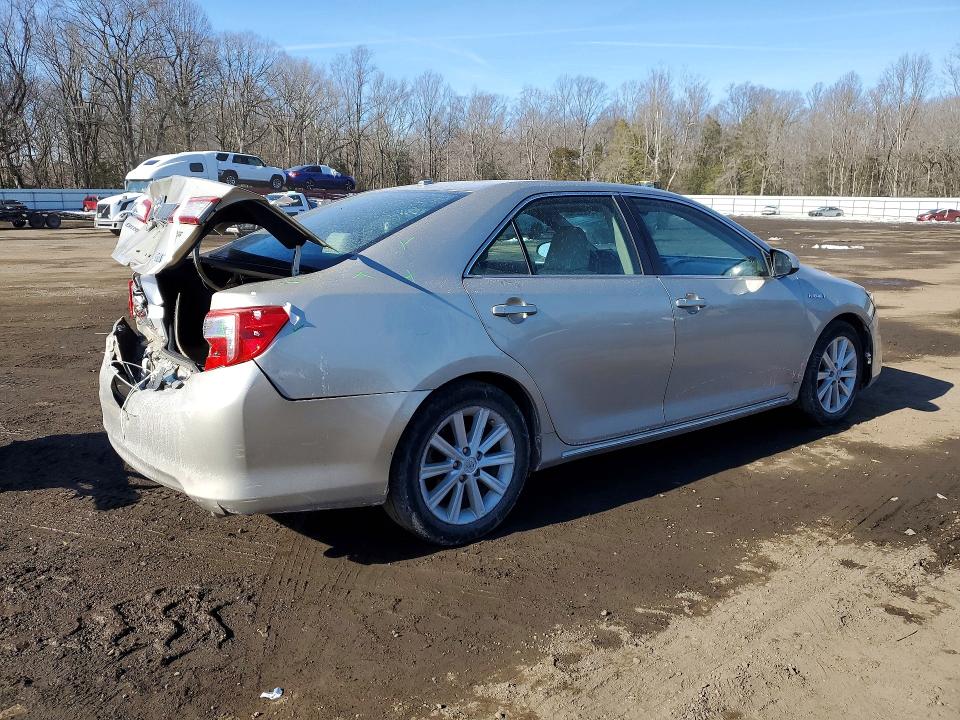 Photo 3 from auction – 2014 TOYOTA CAMRY HYBR with VIN 4T1BD1FK6EU130534