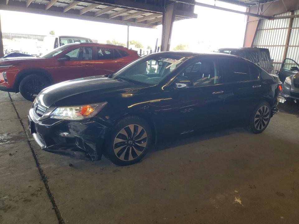 HONDA ACCORD 2015 with VIN 1HGCR6F75FA007329 - Photo from auction