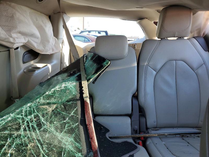 Photo 10 from auction – 2017 CHRYSLER PACIFICA with VIN 2C4RC1BG5HR509632