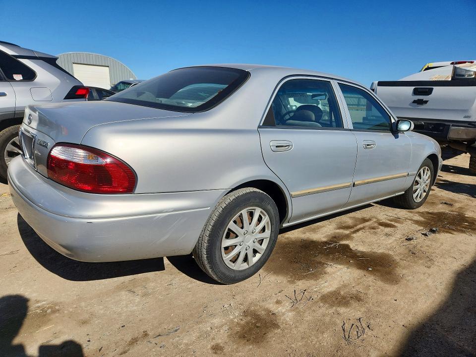 Photo 3 from auction – 2000 MAZDA 626 ES with VIN 1YVGF22C0Y5144608