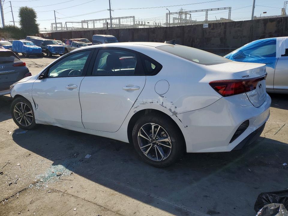 Photo 2 from auction – 2024 KIA FORTE with VIN 3KPF24AD0RE759927
