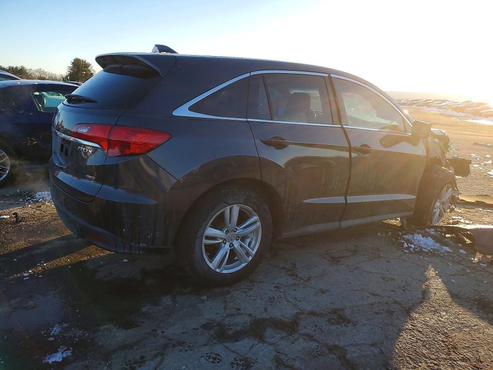 Photo 3 from auction – 2014 ACURA RDX TECHNO with VIN 5J8TB4H55EL009251