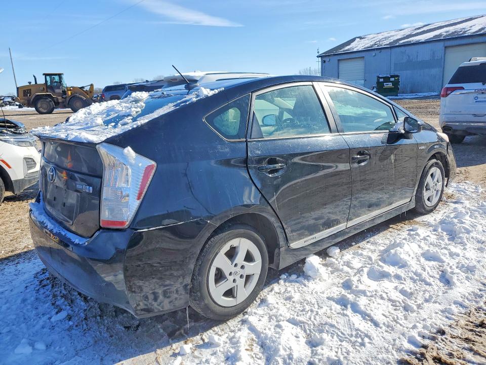 Zdjęcie 3 z aukcji – 2011 TOYOTA PRIUS z VIN JTDKN3DUXB5337161