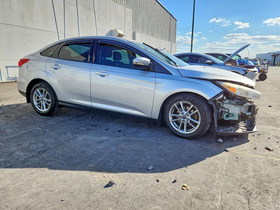 Photo 4 from auction – 2016 FORD FOCUS with VIN 1FADP3F24GL224068