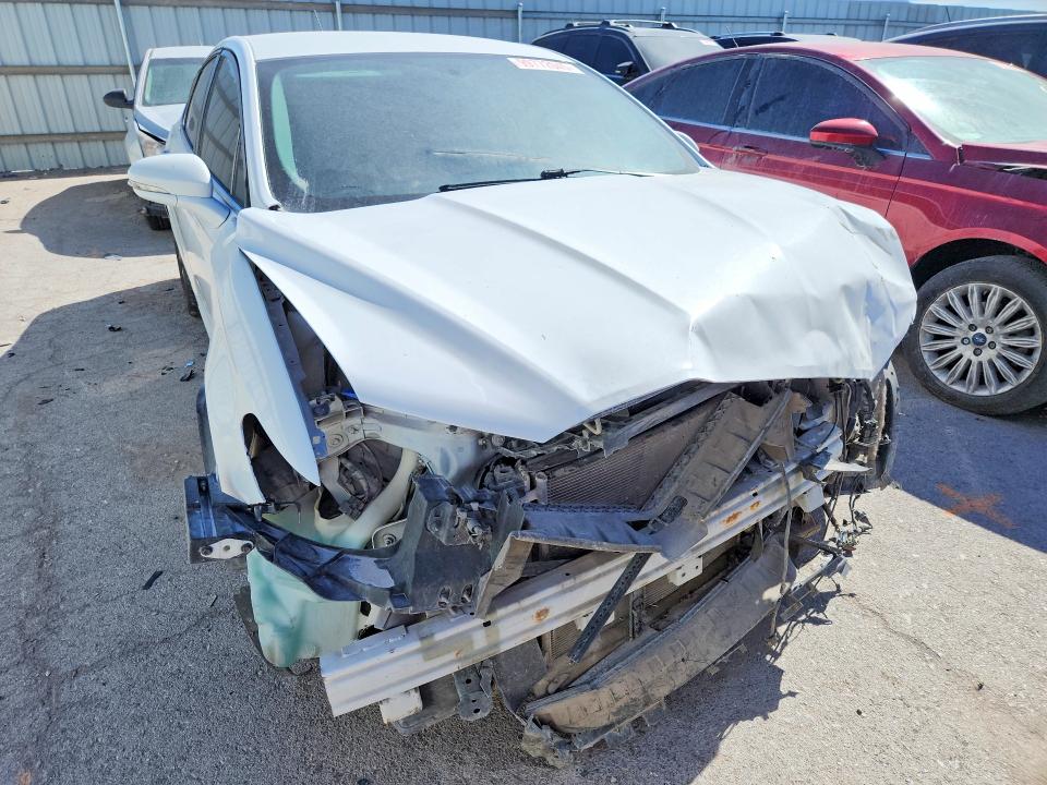 Photo 5 from auction – 2016 FORD FUSION with VIN 3FA6P0H76GR342401