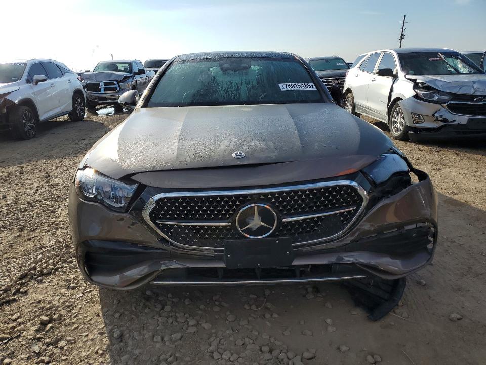 Photo 5 from auction – 2025 MERCEDES-BENZ E with VIN W1KLF4GB8SA151990