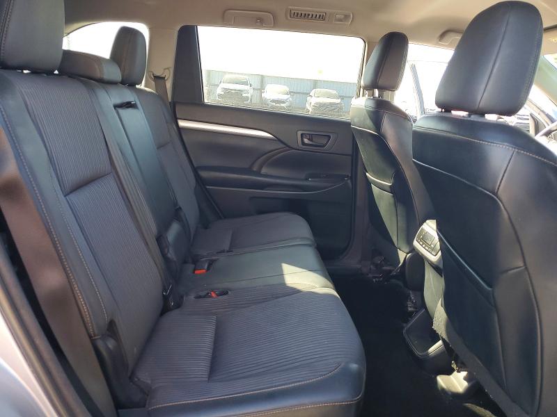 Photo 11 from auction – 2014 TOYOTA HIGHLANDER with VIN 5TDBKRFH2ES021666
