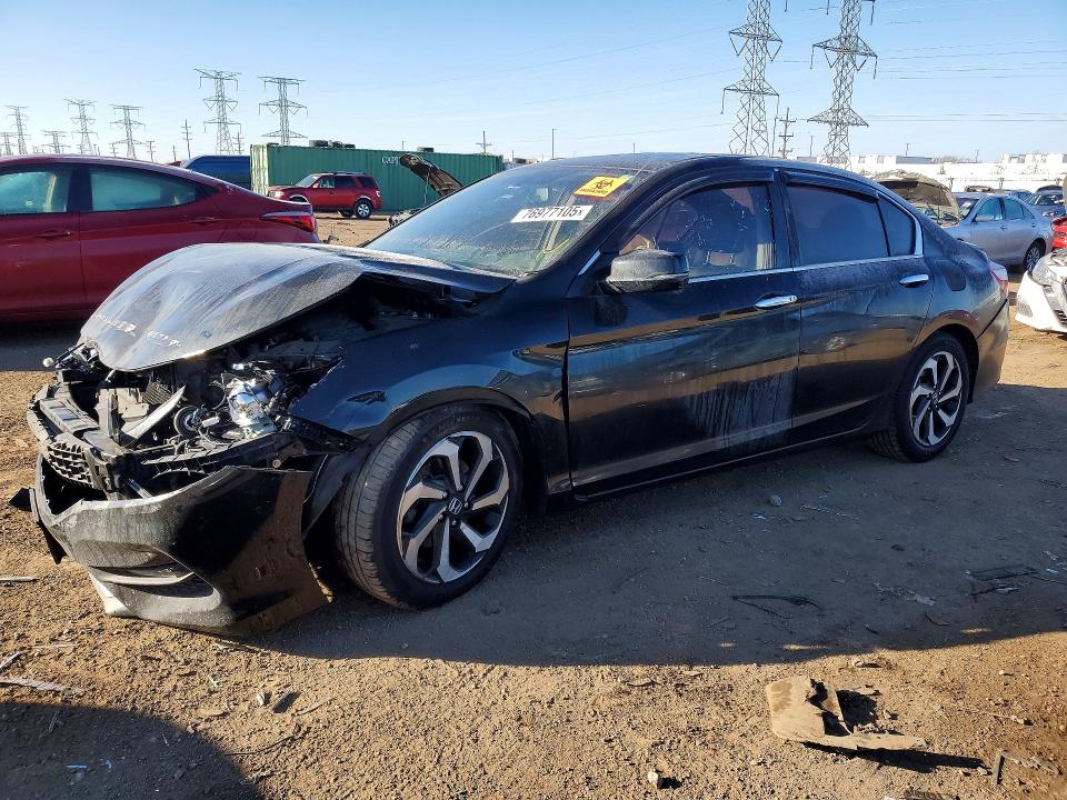 HONDA ACCORD 2016 with VIN 1HGCR2F82GA196704 - Photo from auction