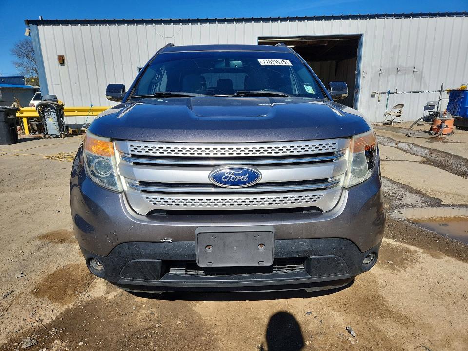 Photo 5 from auction – 2011 FORD EXPLORER with VIN 1FMHK7D84BGA71455