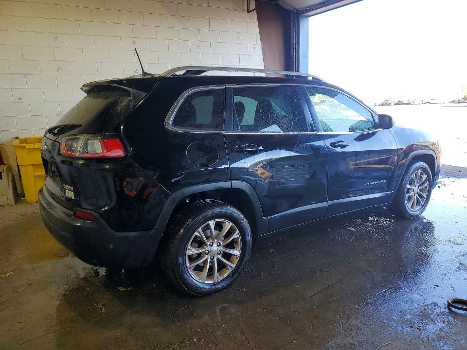 Photo 3 from auction – 2019 JEEP CHEROKEE with VIN 1C4PJLCB2KD327389