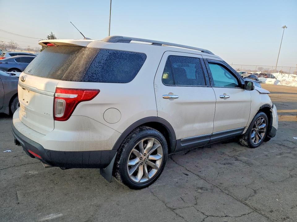 Photo 3 from auction – 2013 FORD EXPLORER with VIN 1FM5K8F88DGB35098
